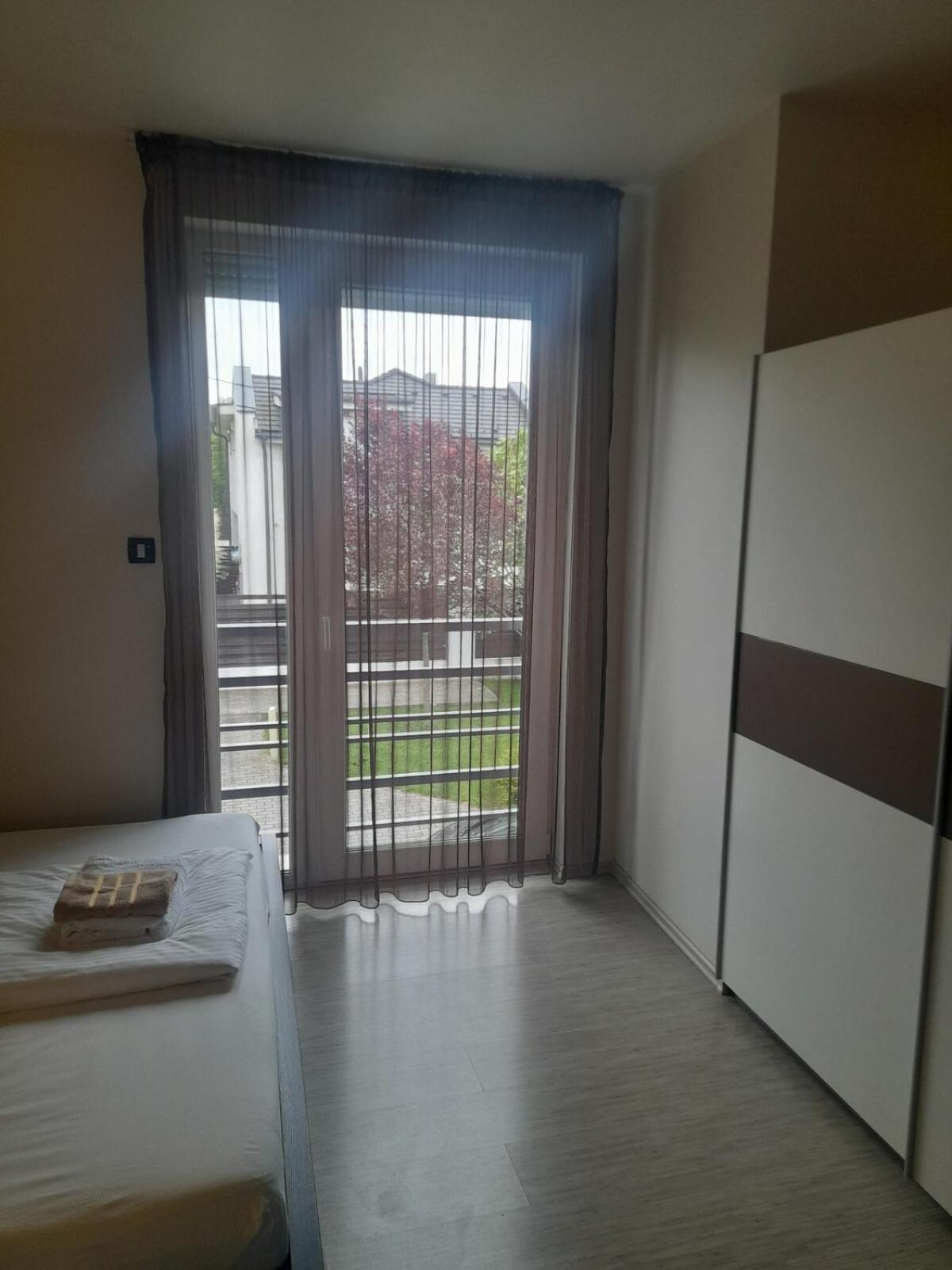 Private Family Villa Будаорш Экстерьер фото